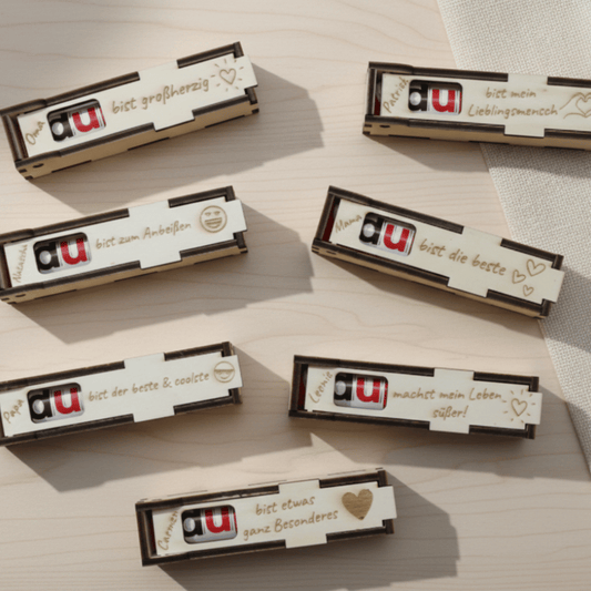 Personalisierte Holzbox mit Duplo® – Kleine Aufmerksamkeit mit Namensgravur & Wunschtext