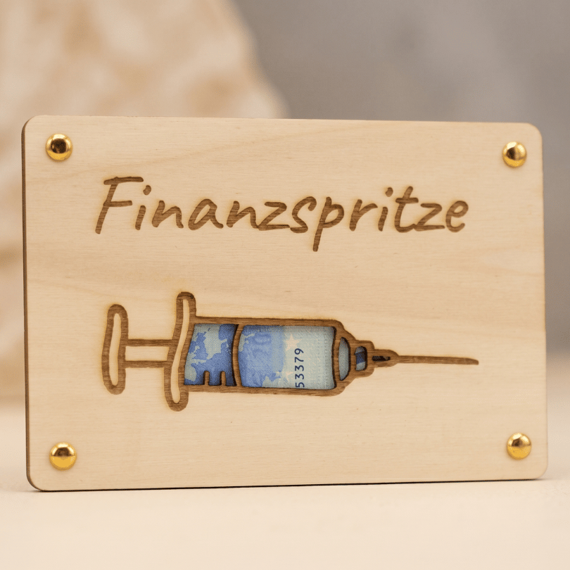 Geldgeschenk aus Holz zum Geburtstag – Kleine Finanzspritze